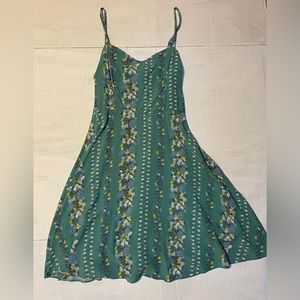Women’s dress